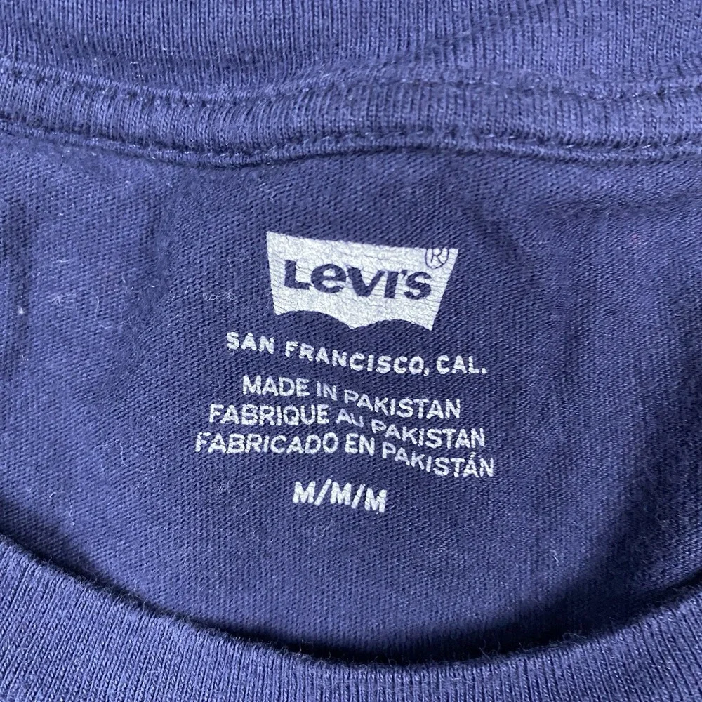 Levis Logo‎ Spellout Mens Size Medium Shirt Red White Blue Color Block
